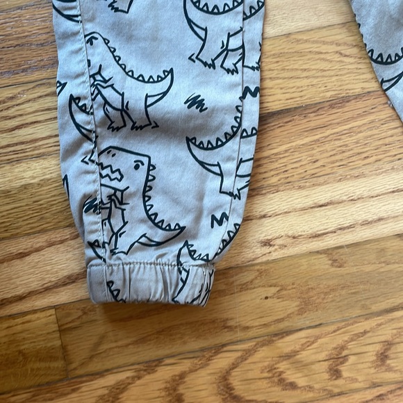 Kids H&M Dino joggers - Picture 4 of 5
